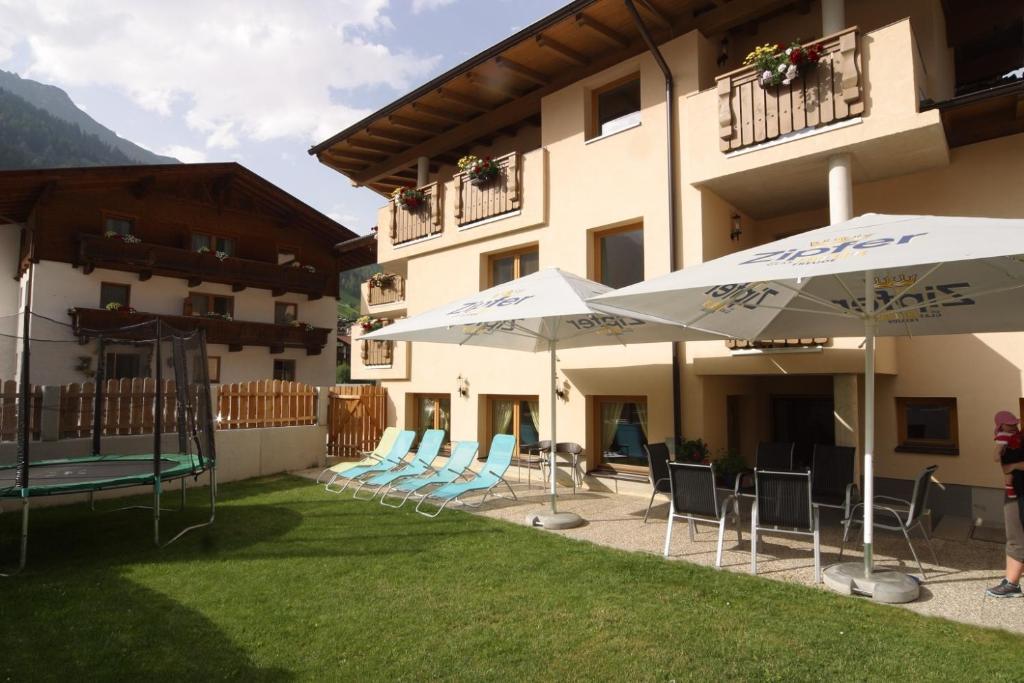 Appartementhaus Zum Zegger Neustift im Stubaital Exterior photo